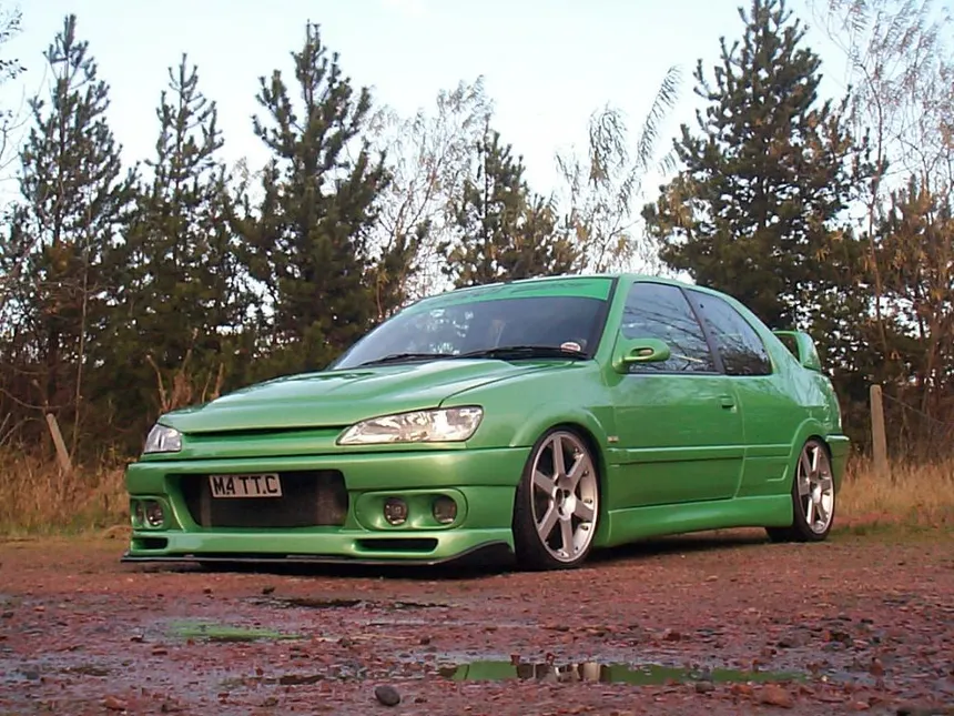 Peugeot 306 Ecosse Sedan Coupé with Esquiss Mygale bodykit and 350 bhp T16 engine