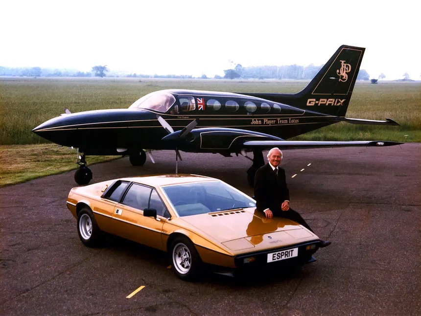 lotus esprit and colin chapman