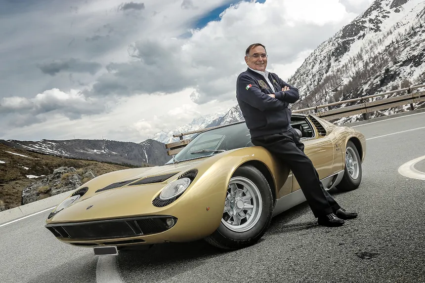 Gioan Paolo Dallara con el Lamborghini Miura
