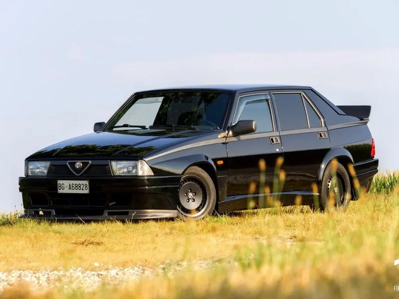 alfa romeo 75 evoluzione