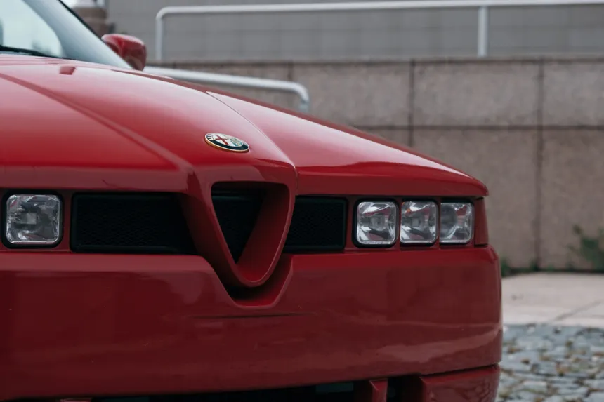 frontal del alfa romeo sz