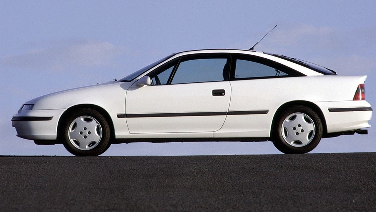 opel calibra y su silueta aerodinámica