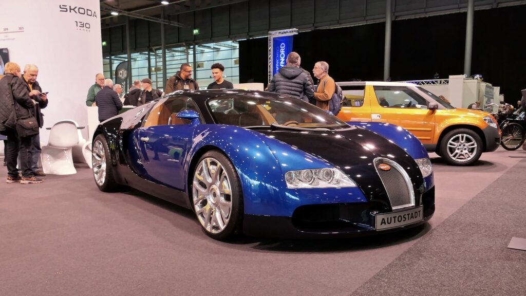 Prototipo Bugatti EB 18/4 Veyron de 1999 en una exposición
