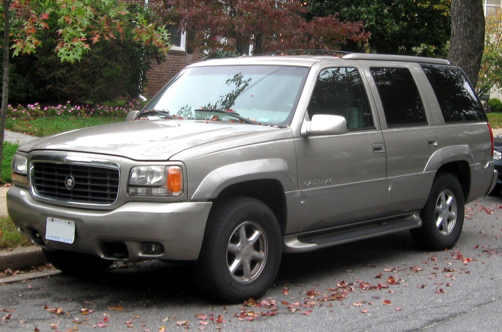 Cadillac Escalade di prima generazione del 1999