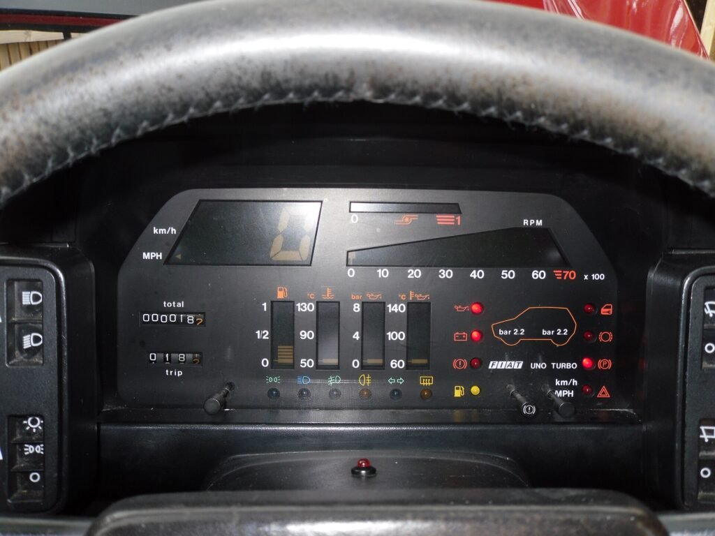 Fiat Uno Turbo i.e. digital dashboard with the check panel
