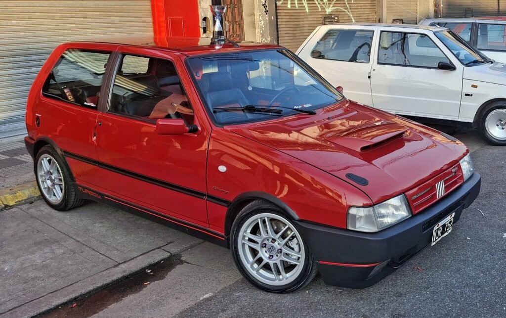 Second-series Fiat Uno Turbo i.e. with the 1.4 and Garrett turbo