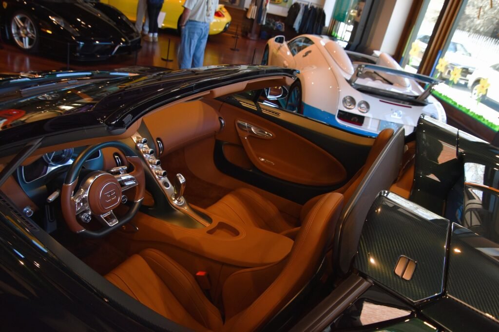 Abitacolo della Bugatti Mistral, l'ultima auto con il motore W16