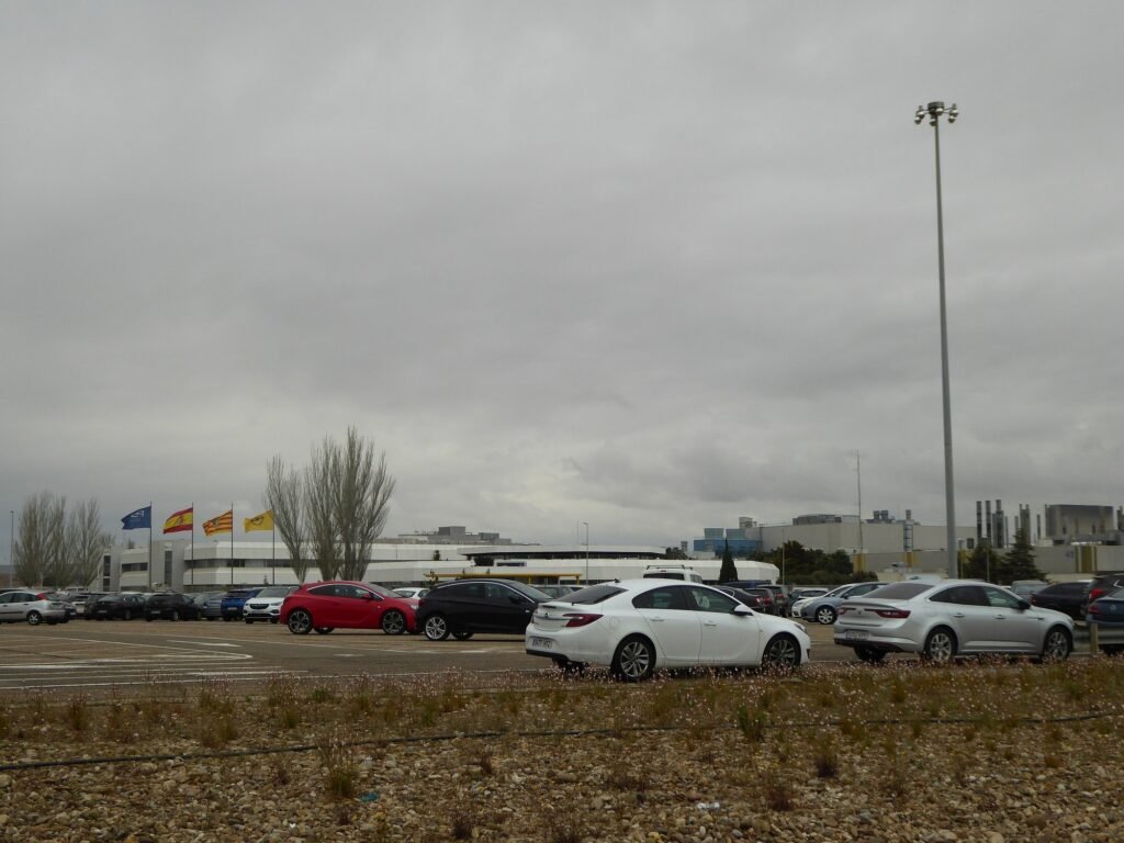 Lo stabilimento Opel di Figueruelas, vicino a Saragozza, dove nacque la Corsa nel 1982