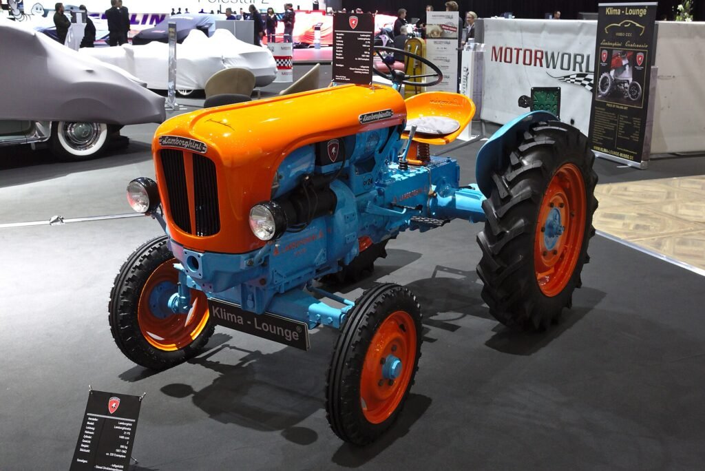 Trattore Lamborghinetta del 1957 restaurato al Salone di Ginevra