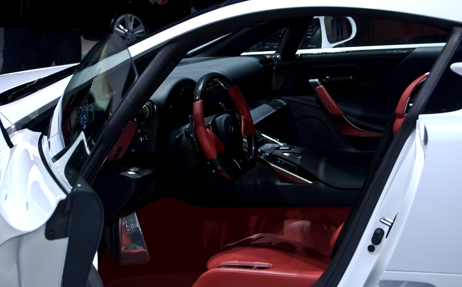 Interni della Lexus LFA
