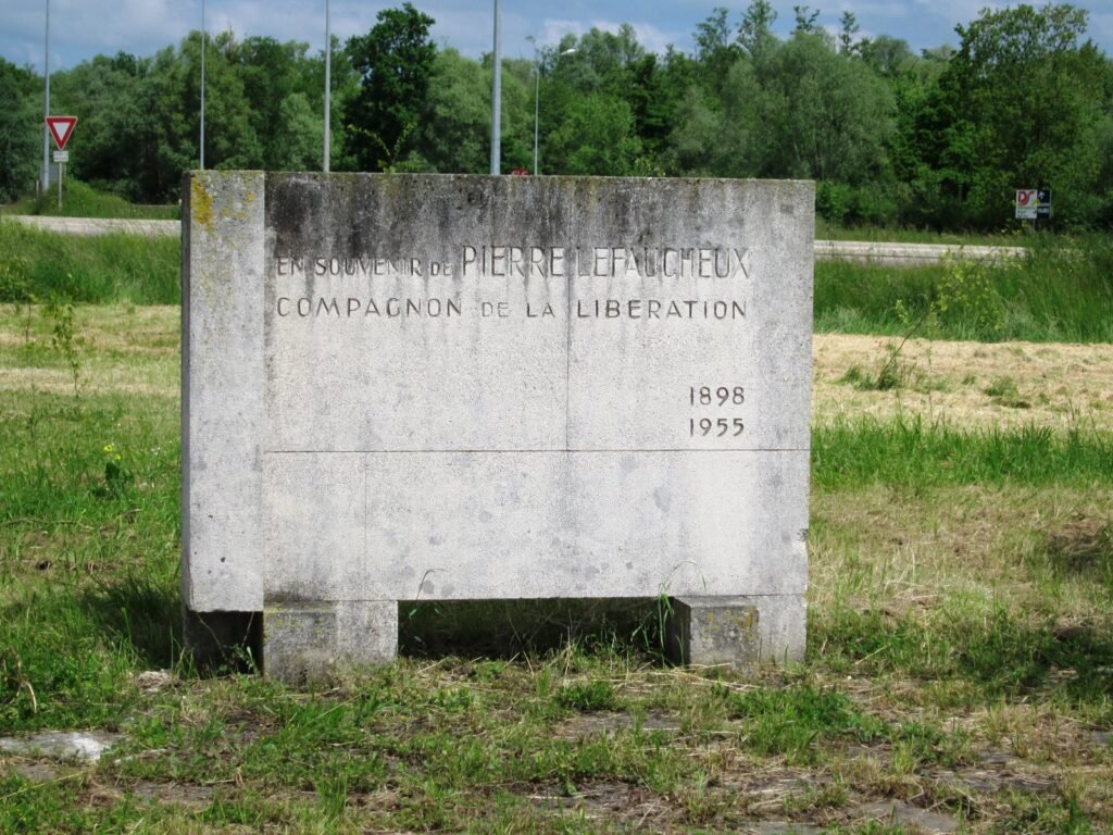 Roadside memorial to Renault chairman Pierre Lefaucheux near Saint-Dizier, where he died in 1955