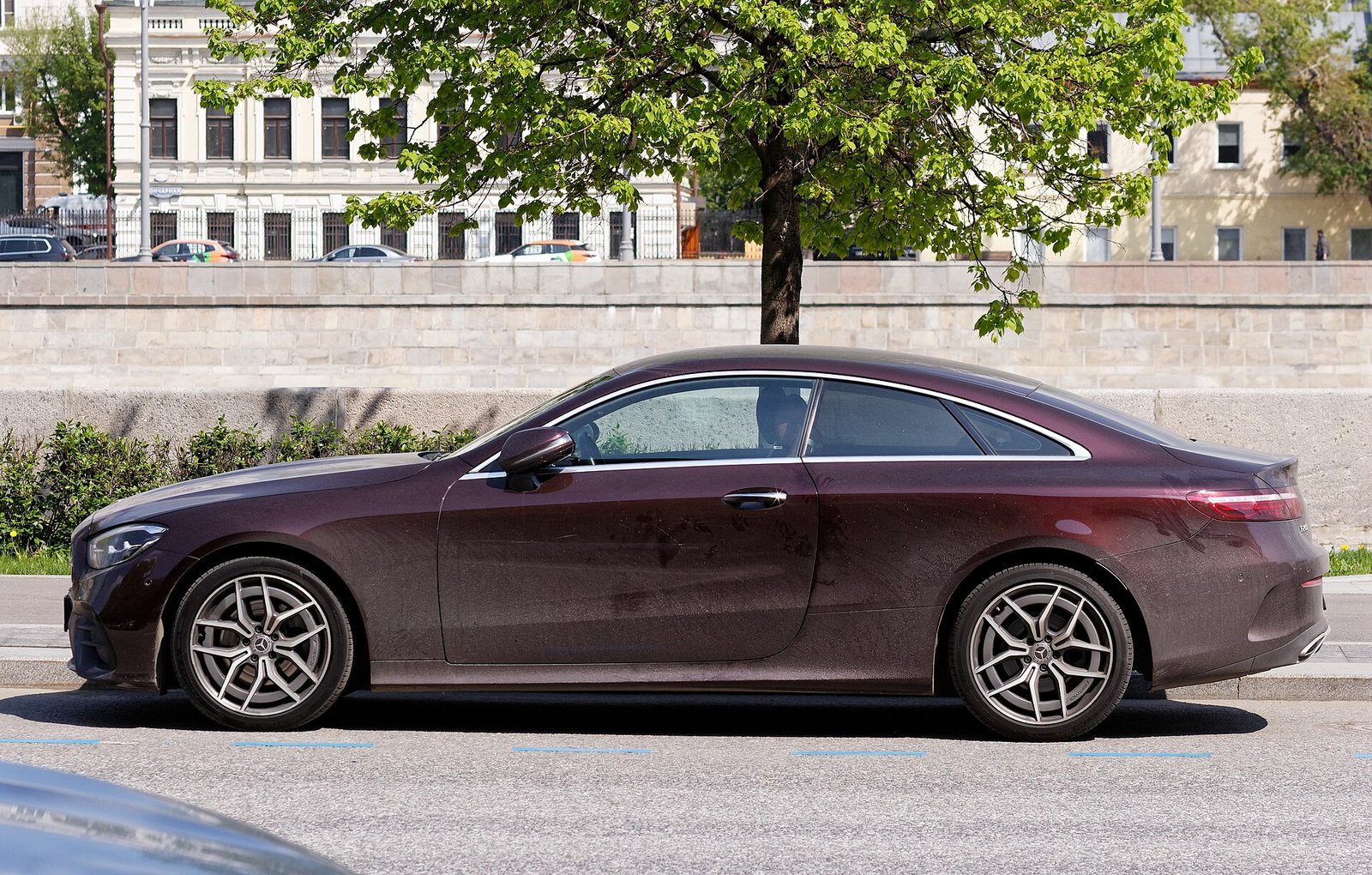 Mercedes Classe E Coupé C238, anche lei senza montante