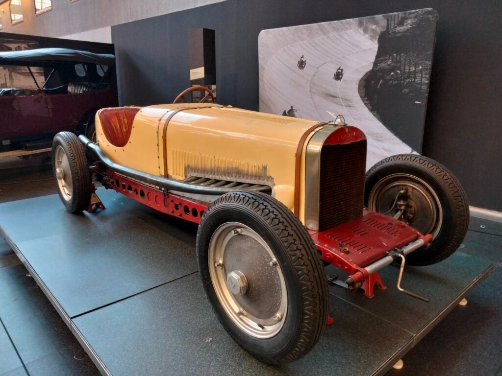 La Nacional Pescara del 1929 esposta al Museo della Scienza e della Tecnica della Catalogna a Terrassa