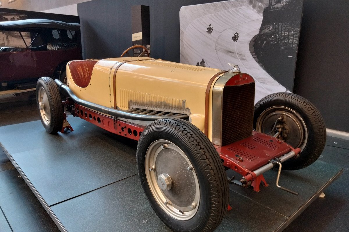 Nacional Pescara de carreras de 1929 expuesto en el MNACTEC de Terrassa