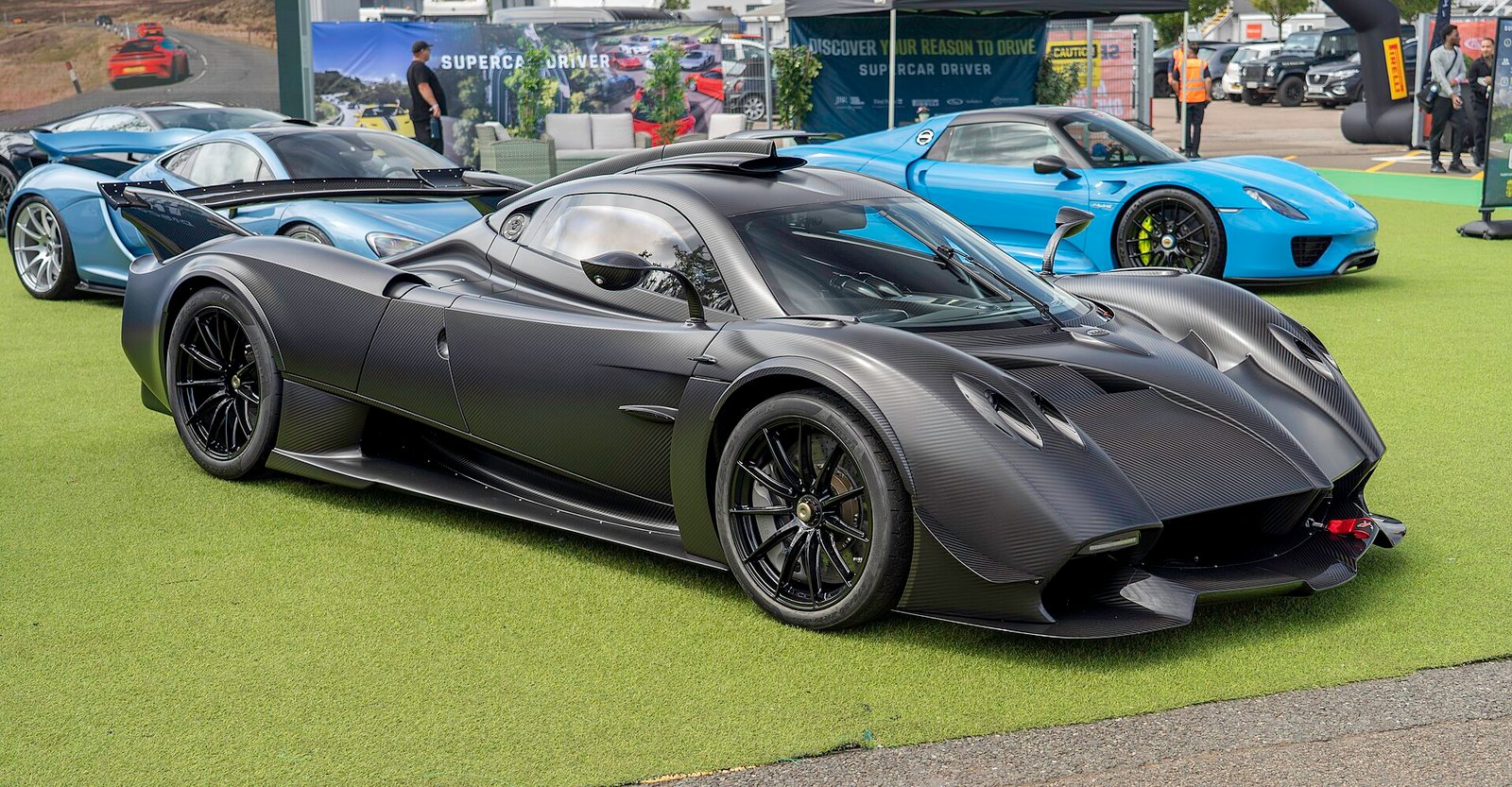Pagani Huayra R, con el V12 atmosférico de 850 CV desarrollado junto a HWA