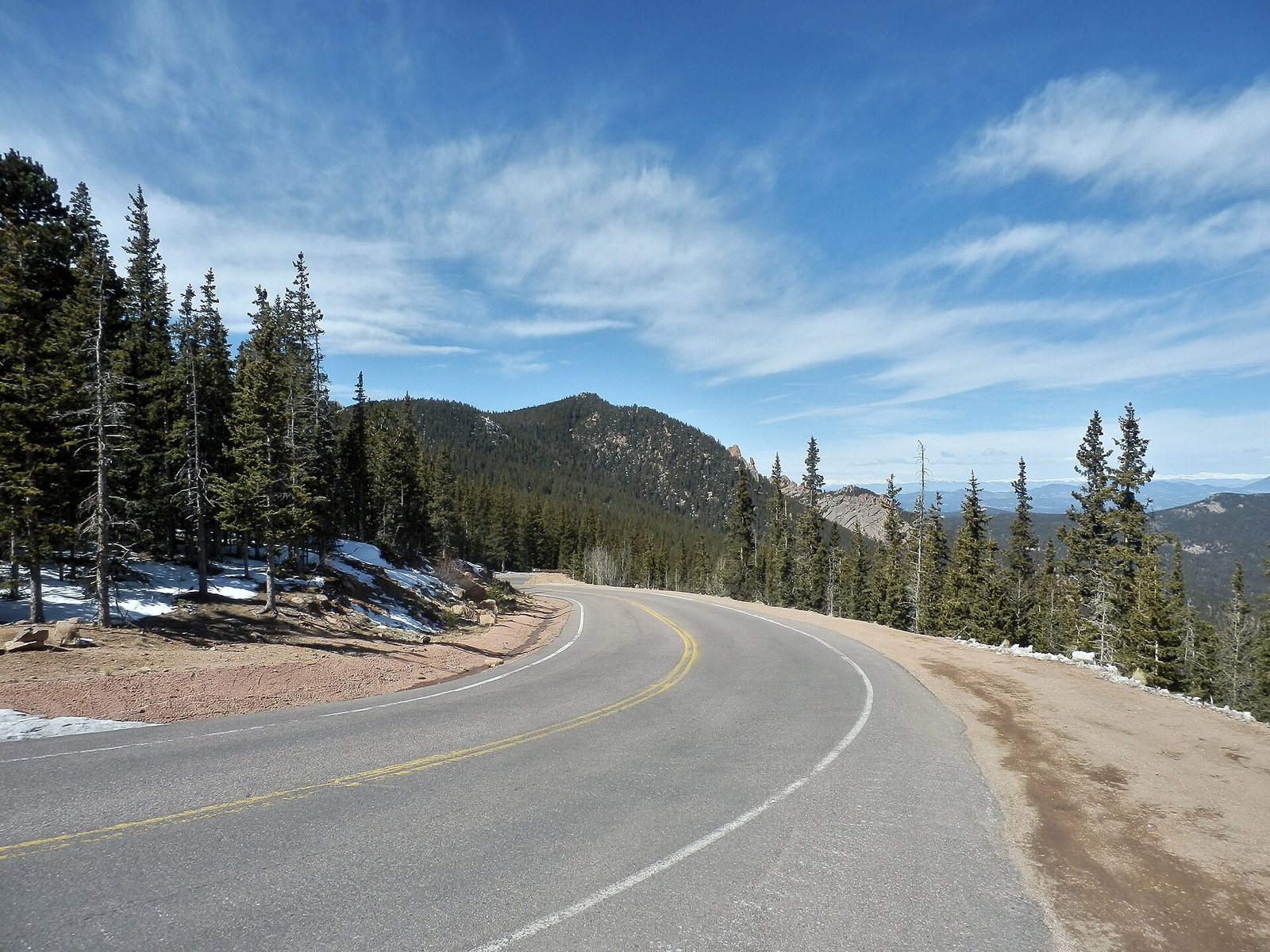 La strada di Pikes Peak, in Colorado