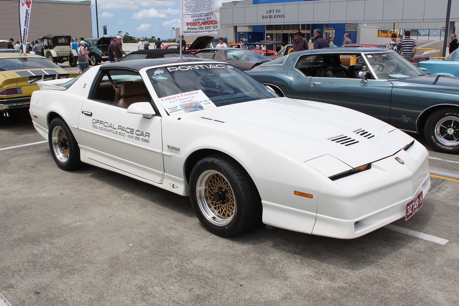 Pontiac Turbo Trans Am del 1989, pace car di Indianapolis