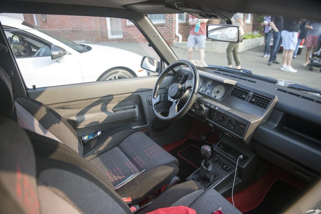 Interior and dashboard of a Renault 5 GT Turbo