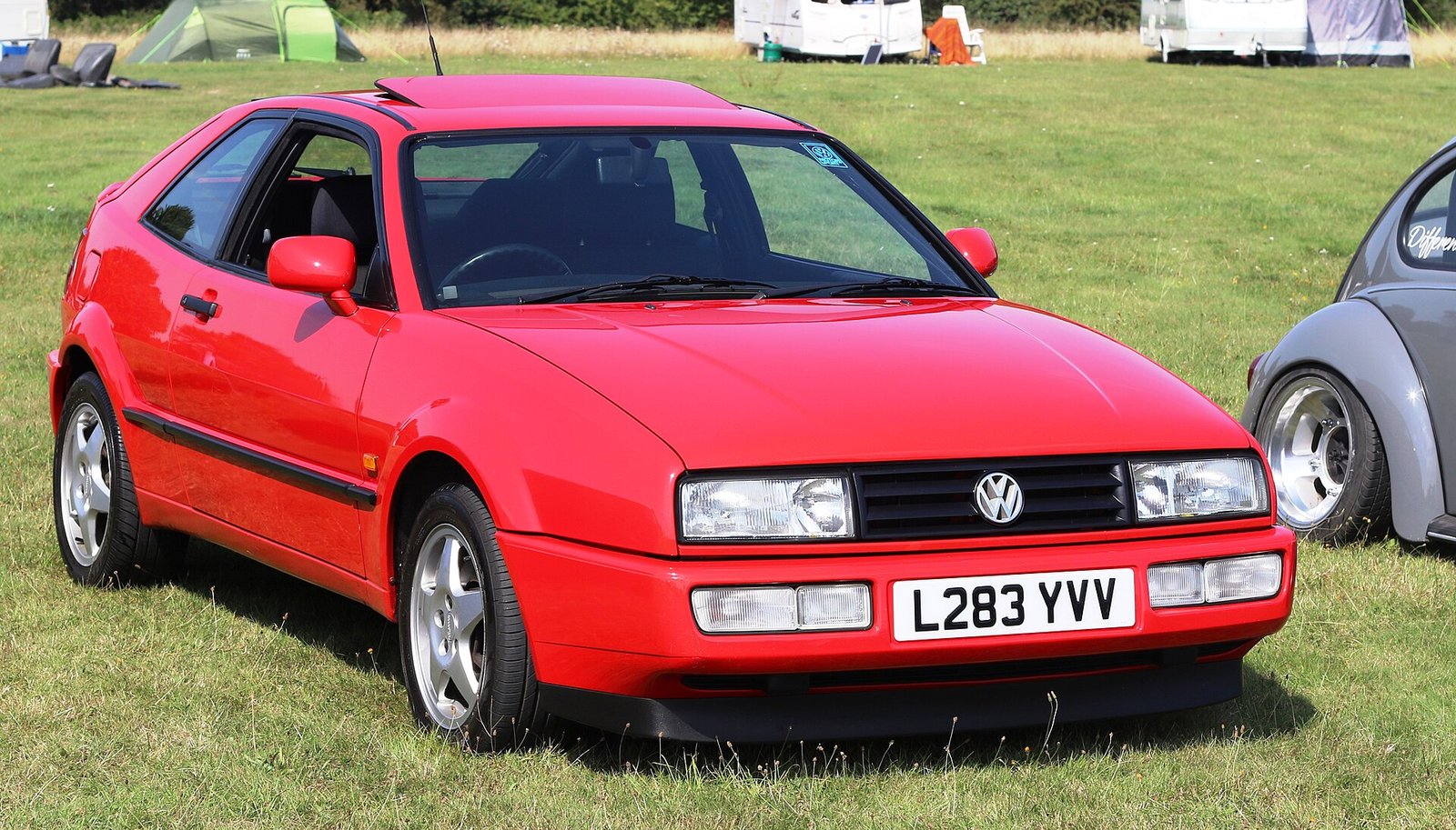 Volkswagen Corrado VR6 de 1994 en color rojo